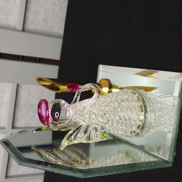 Glass angel/ mirrored pen holder. - Picture 3 of 8